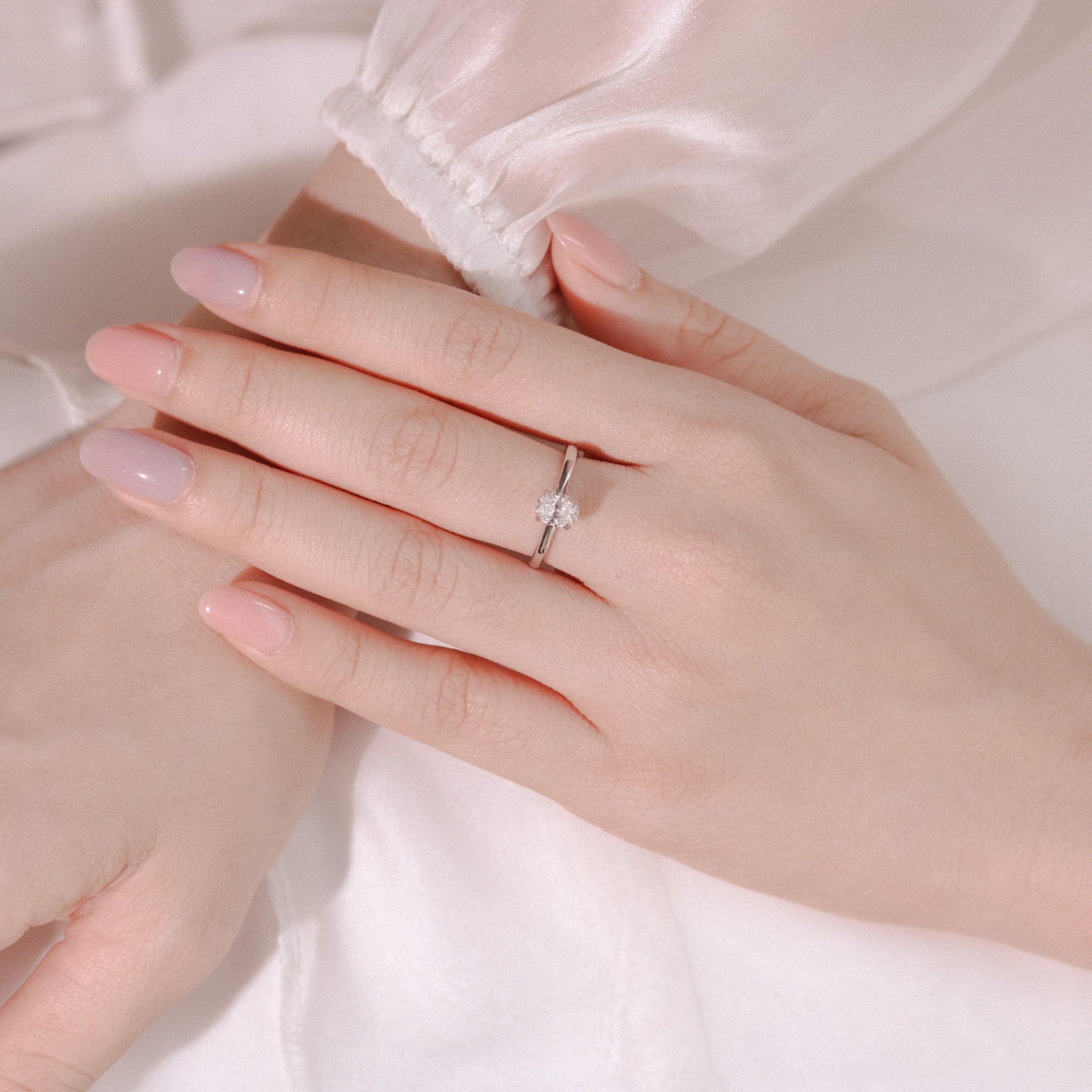 ELVORIA 6.5mm Moissanite Ring GRA ELVDA144 – Platinum Plated 925 Sterling Silver