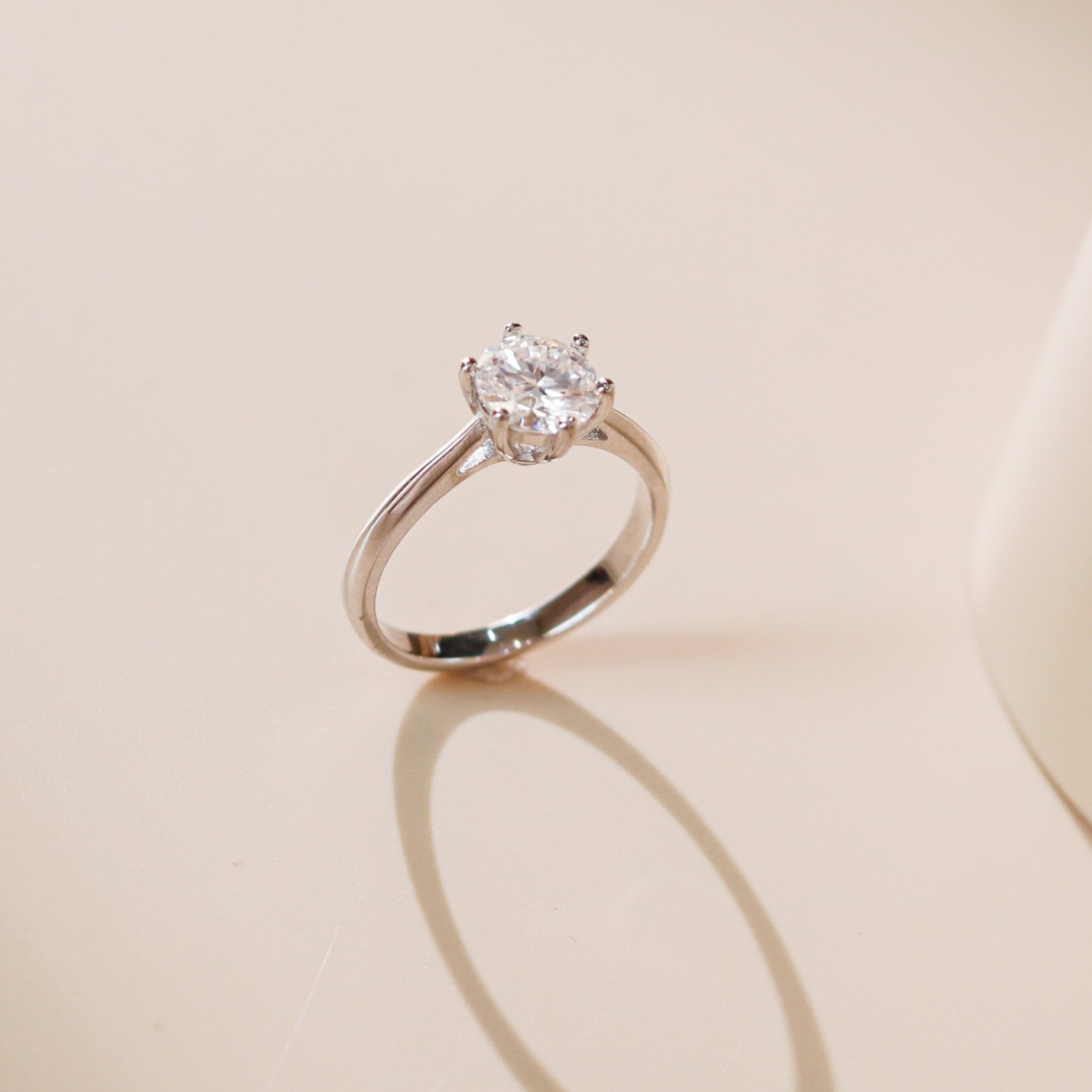 ELVORIA 6.5mm Moissanite Ring GRA ELVDA143 – Platinum Plated 925 Sterling Silver