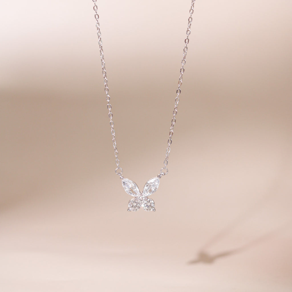 ELVORIA Lynn Butterfly Moissanite Necklace 4mm – Platinum Plated 925 Sterling Silver (GRA Certified)