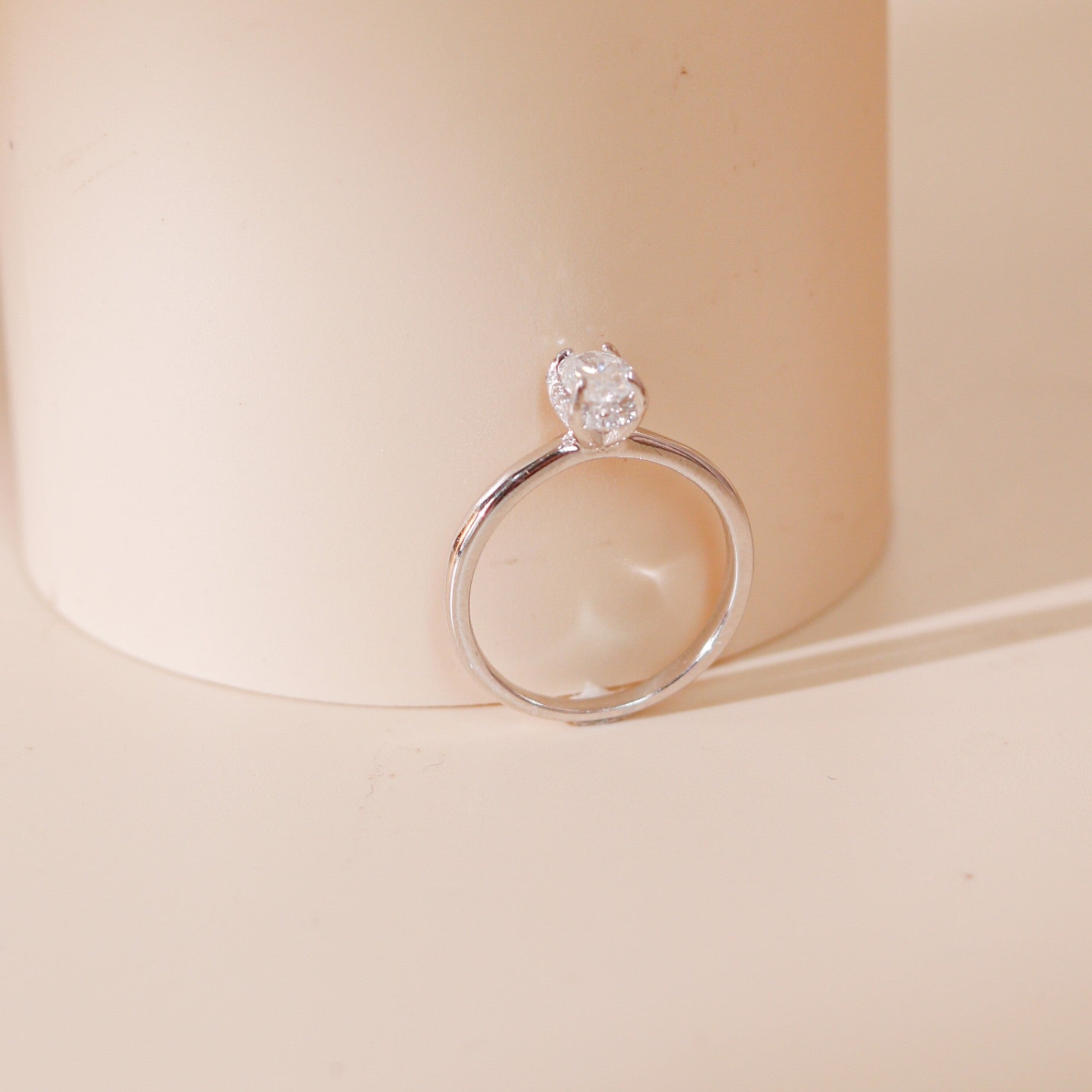 ELVORIA 6.5mm Moissanite Ring GRA ELVDA144 – Platinum Plated 925 Sterling Silver