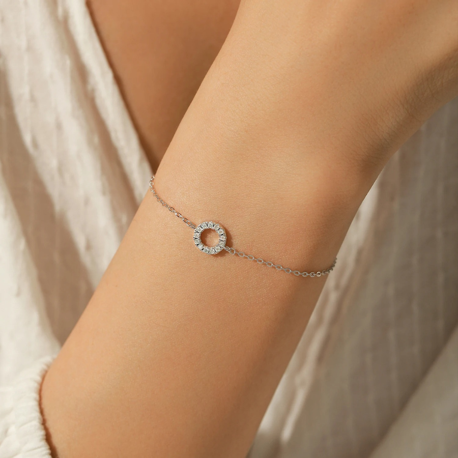 Elegant Hollow Round Moissanite Bracelet – 925 Sterling Silver