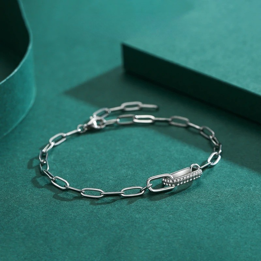 Elegant Geometric Lock Bracelet – 925 Sterling Silver