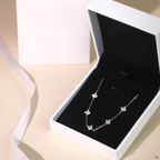 ELVORIA Ellis Four-Leaf Clover Necklace – Platinum Plated 925 Sterling Silver