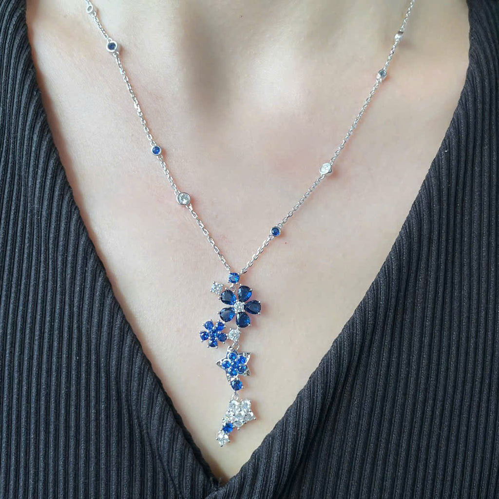 18K Celestial Folie Des Pr̩s Pendant Necklace