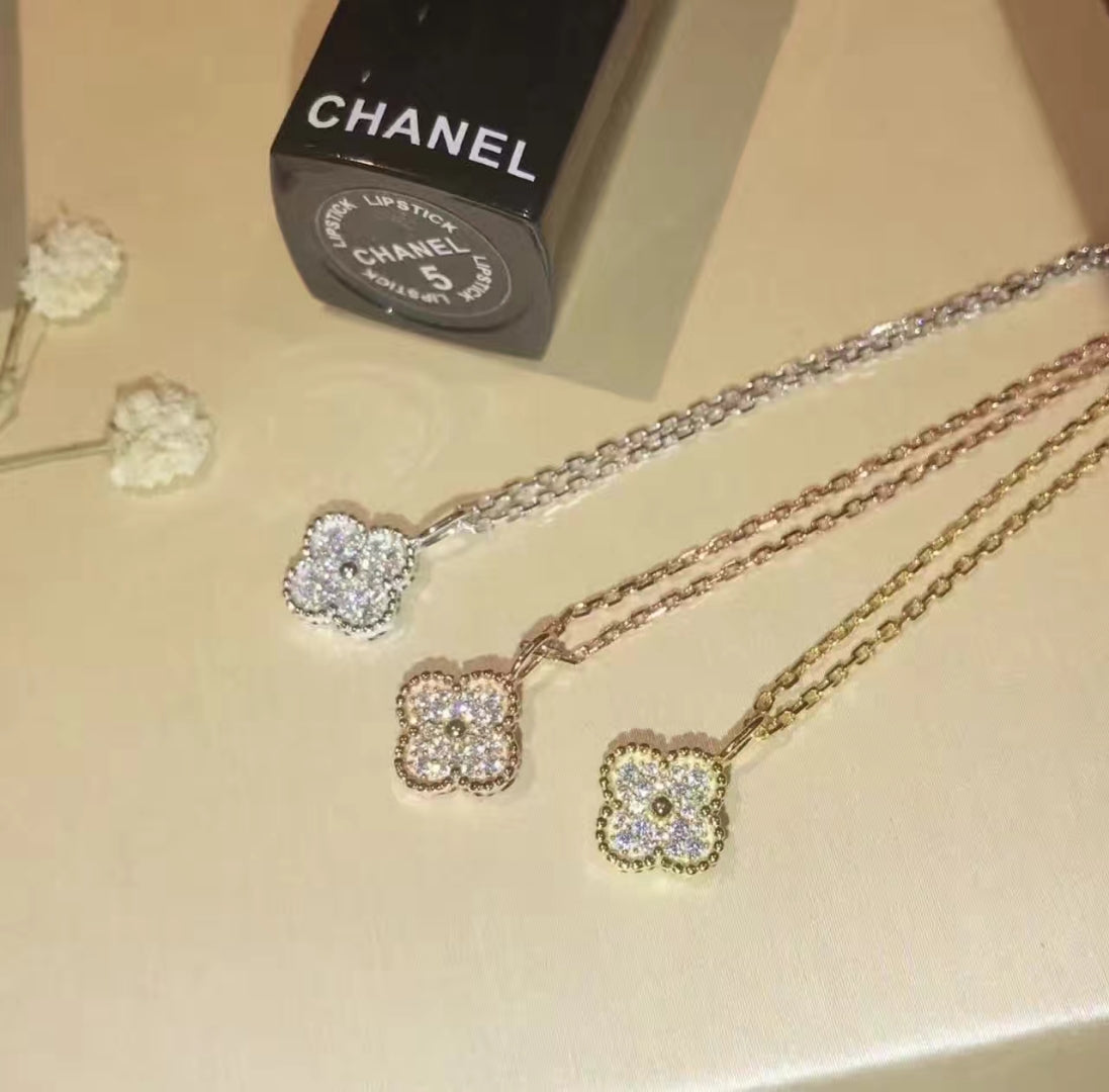 18K Celestial Sweet Alhambra Diamond Clover Necklace