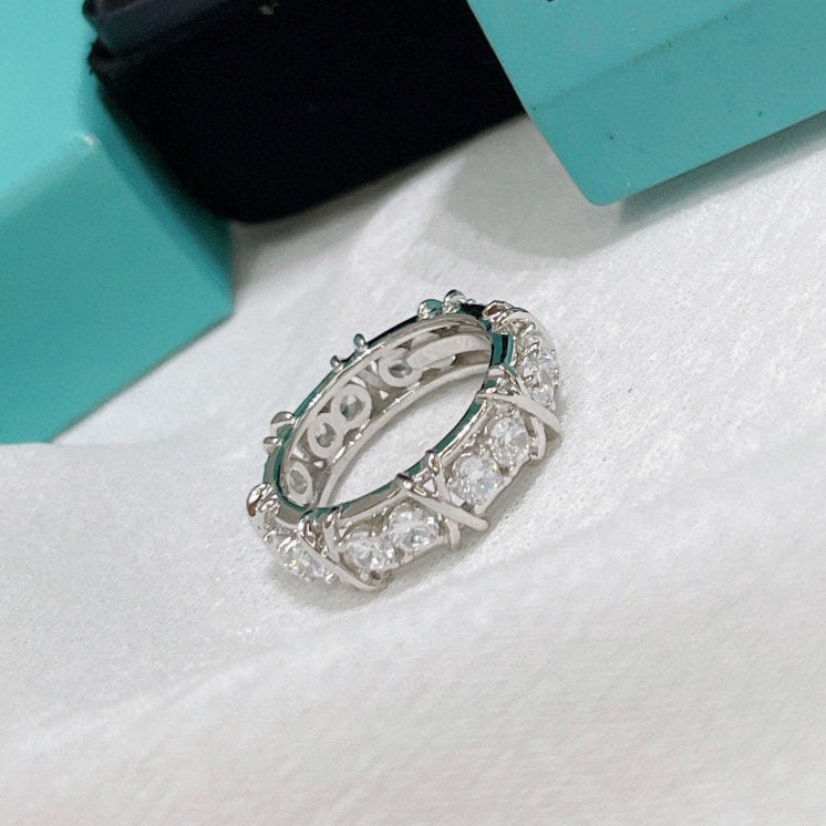 18K Celestial T Schlumberger Eighteen Stone Ring