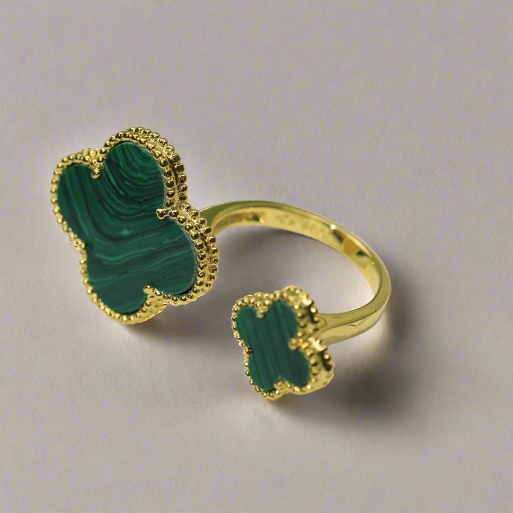 18K Celestial Magic Alhambra Malachite Clover Ring