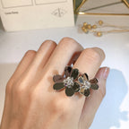 18K Celestial Frivole Between the Finger Ring