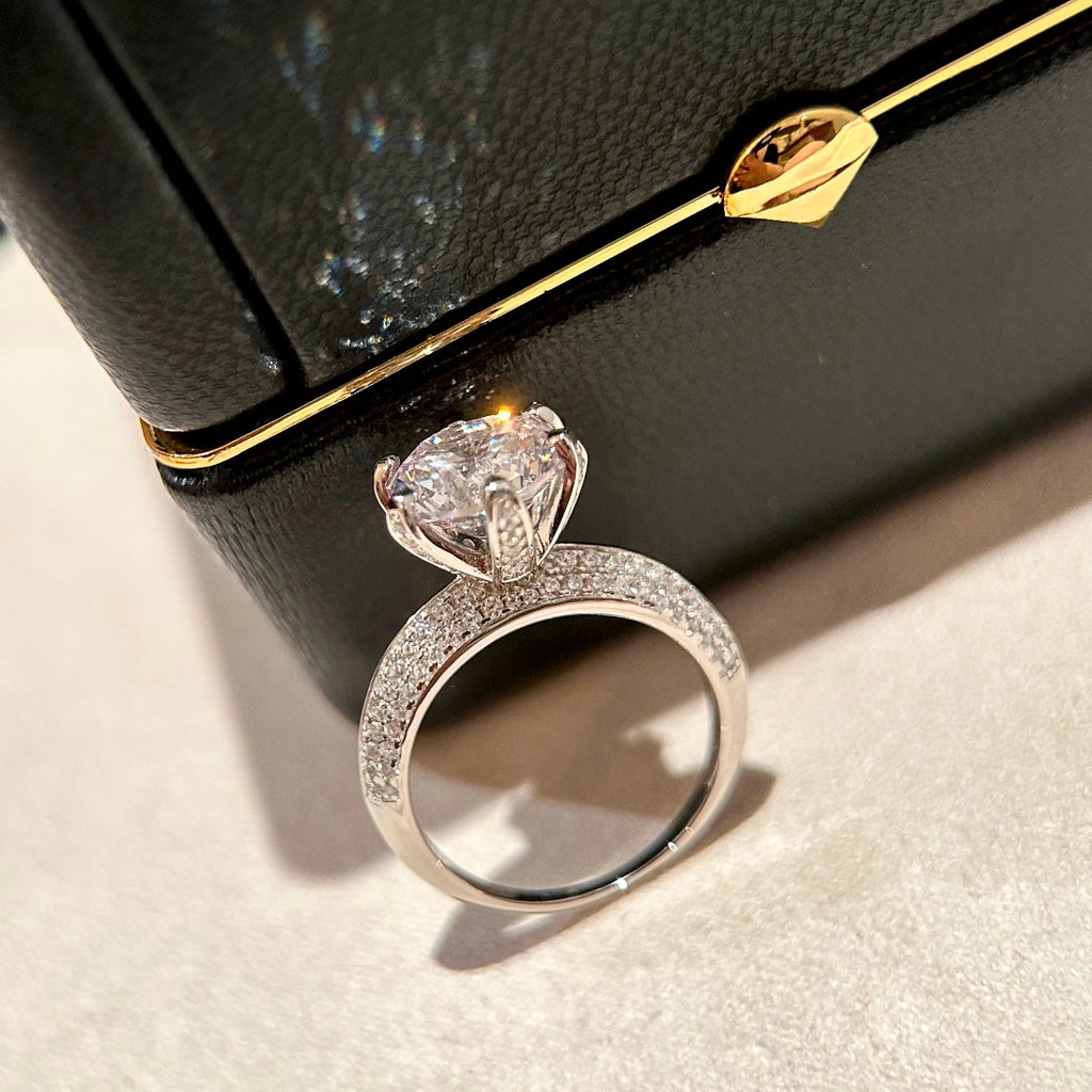 18K Celestial T Pav̩ T Setting Engagement Ring