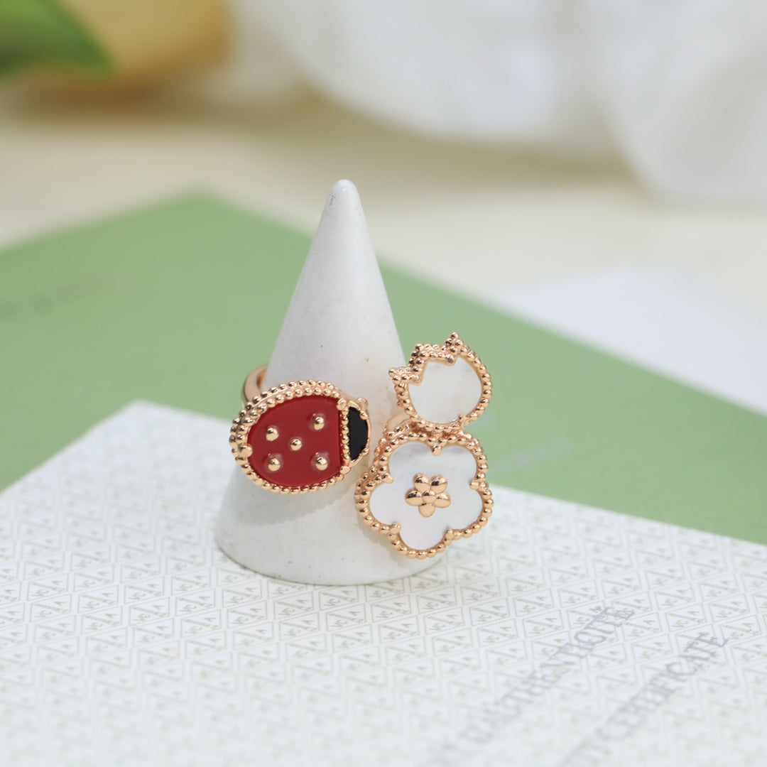 18K Celestial Lucky Spring Ring