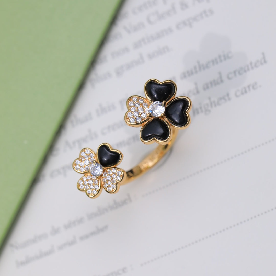 18K Celestial Cosmos Between the Finger Diamond Ring