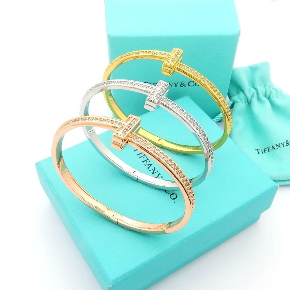 18K Celestial T1 Wide Diamond Bangle Bracelet