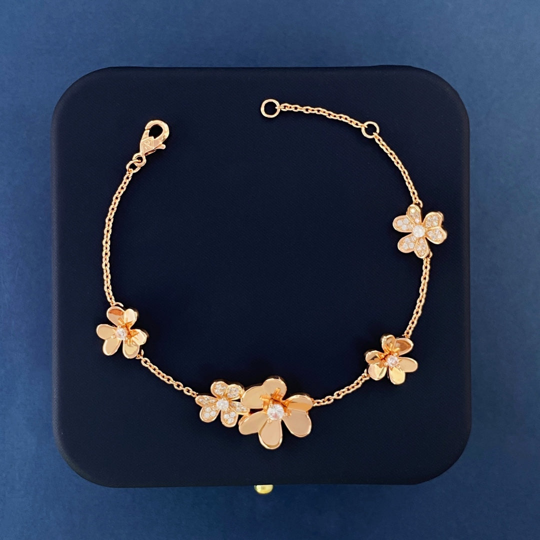 18K Celestial Frivole Bracelet