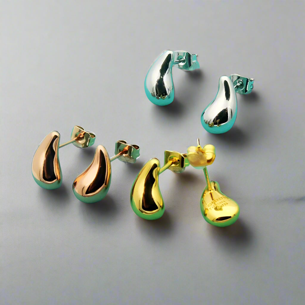 18K Celestial T Horn Earrings
