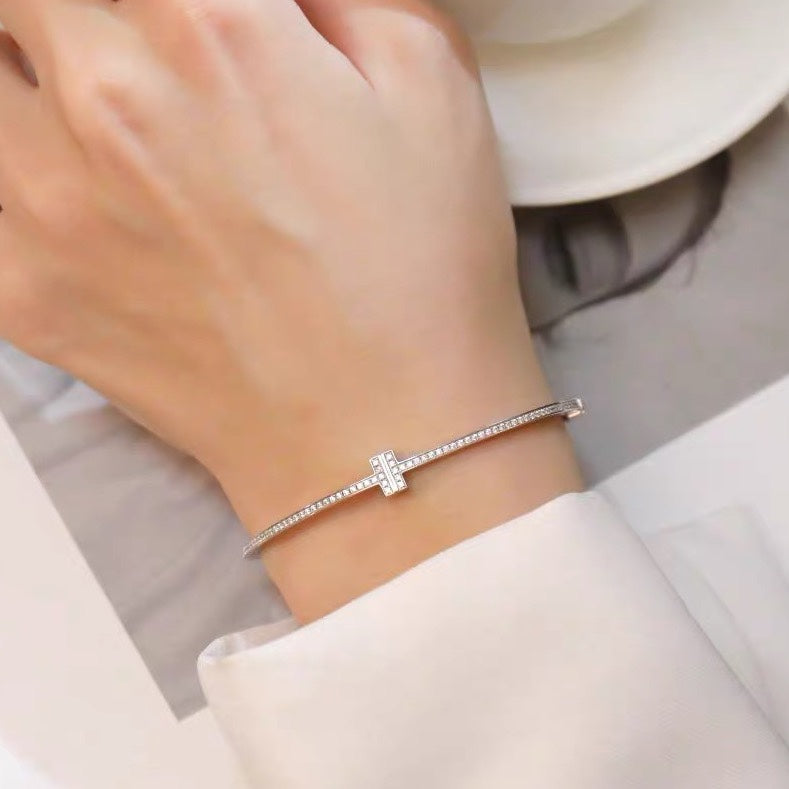 18K Celestial T Diamonds Bracelet
