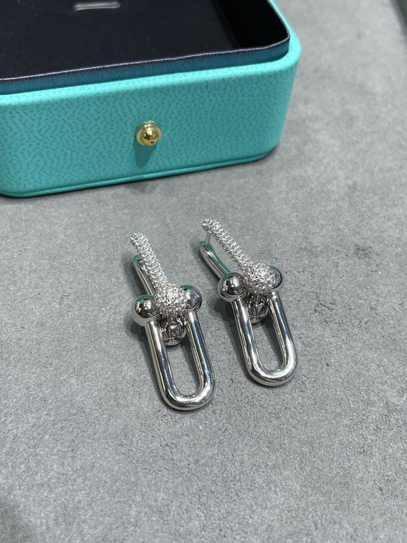 18K Celestial T HardWear Large Link Diamonds Earrings