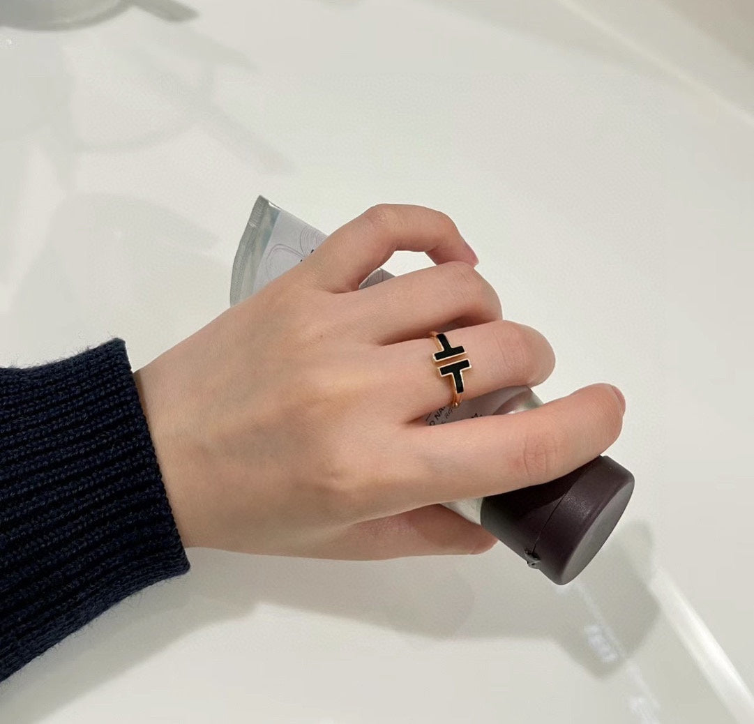 18K Celestial T Black Onyx Wire Ring