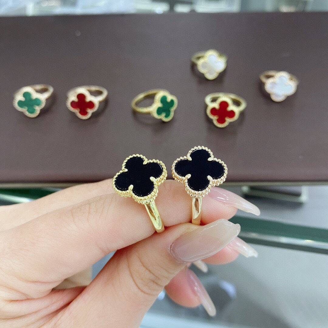 18K Celestial Magic Alhambra Clover Ring