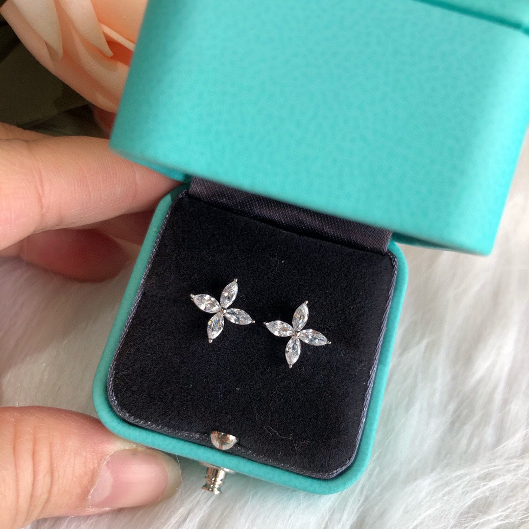 18K Celestial T Victoria Earrings