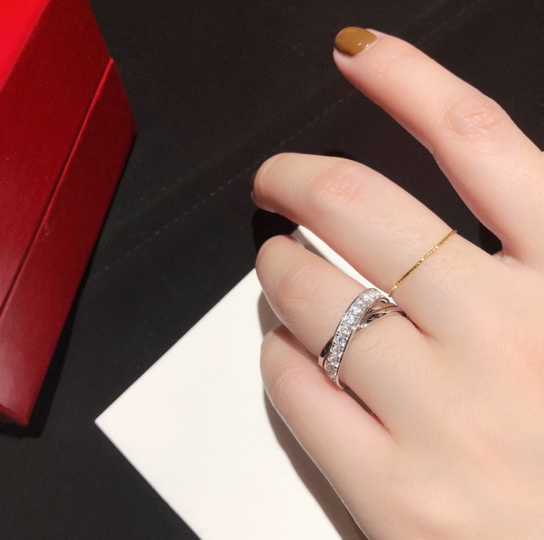 18K Celestial Etincelle Diamond Ring