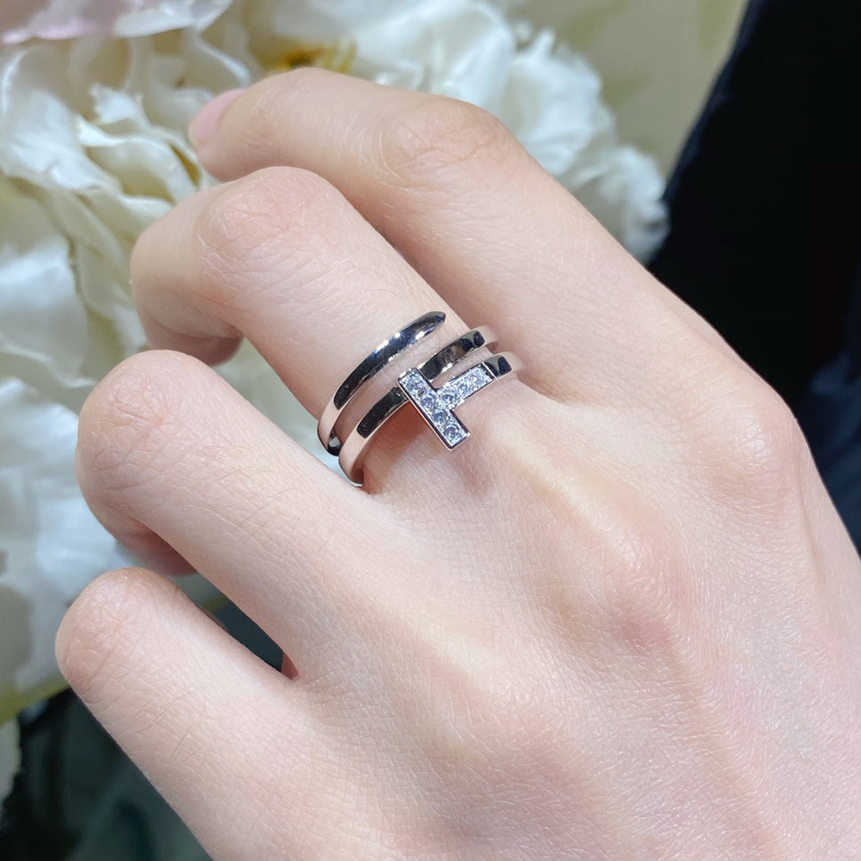 18K Celestial T Diamond Square Ring