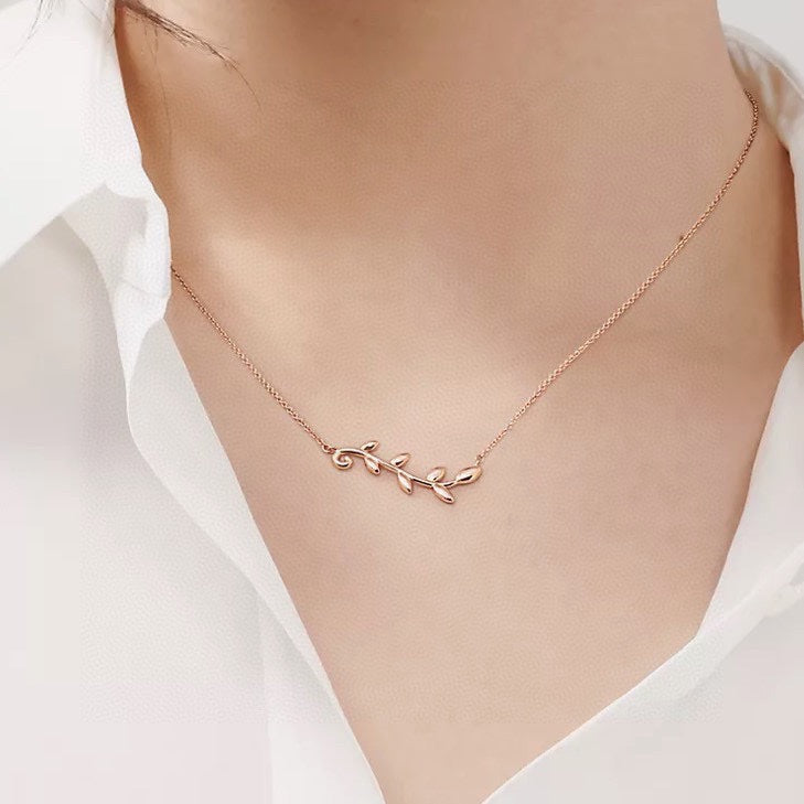18K Celestial T Olive Leaf Vine Pendant Necklace