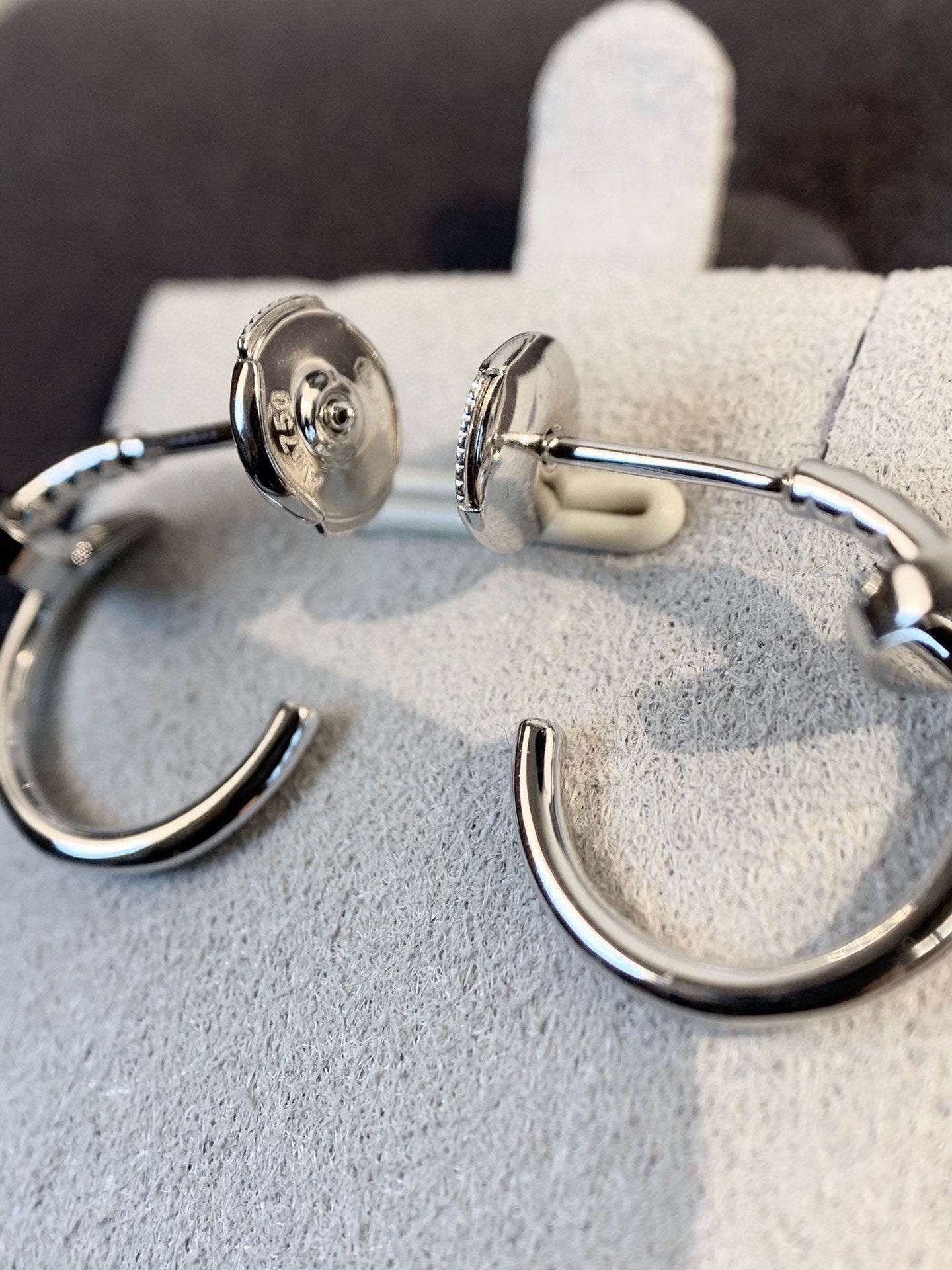 18k Celestial Juste Un Clou Earrings