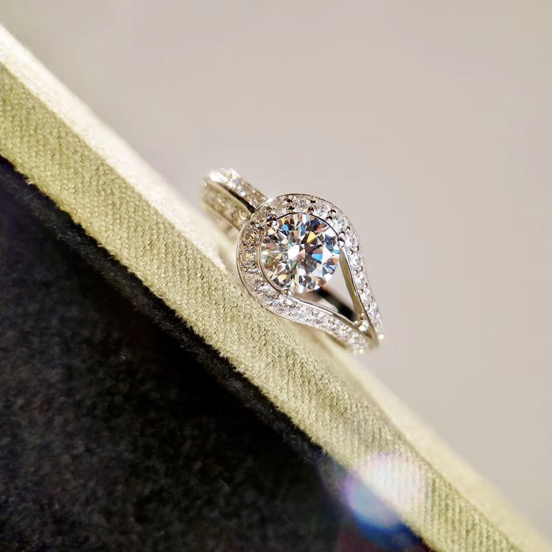 18K Celestial Couture Solitaire Ring