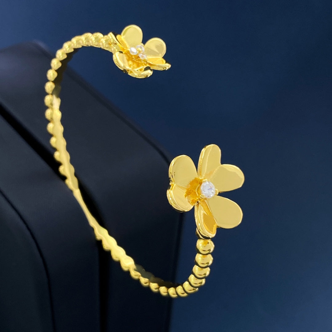 18K Celestial Frivole Open Bracelet