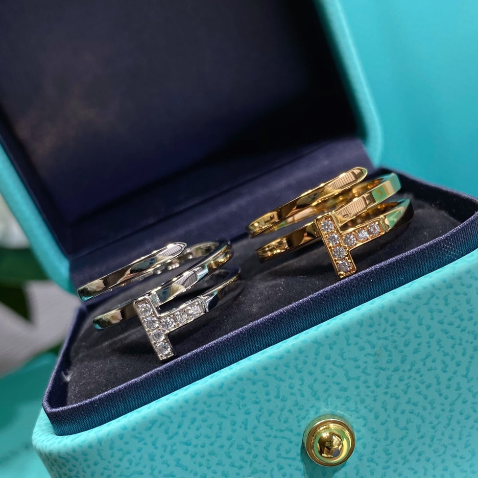 18K Celestial T Diamond Square Ring