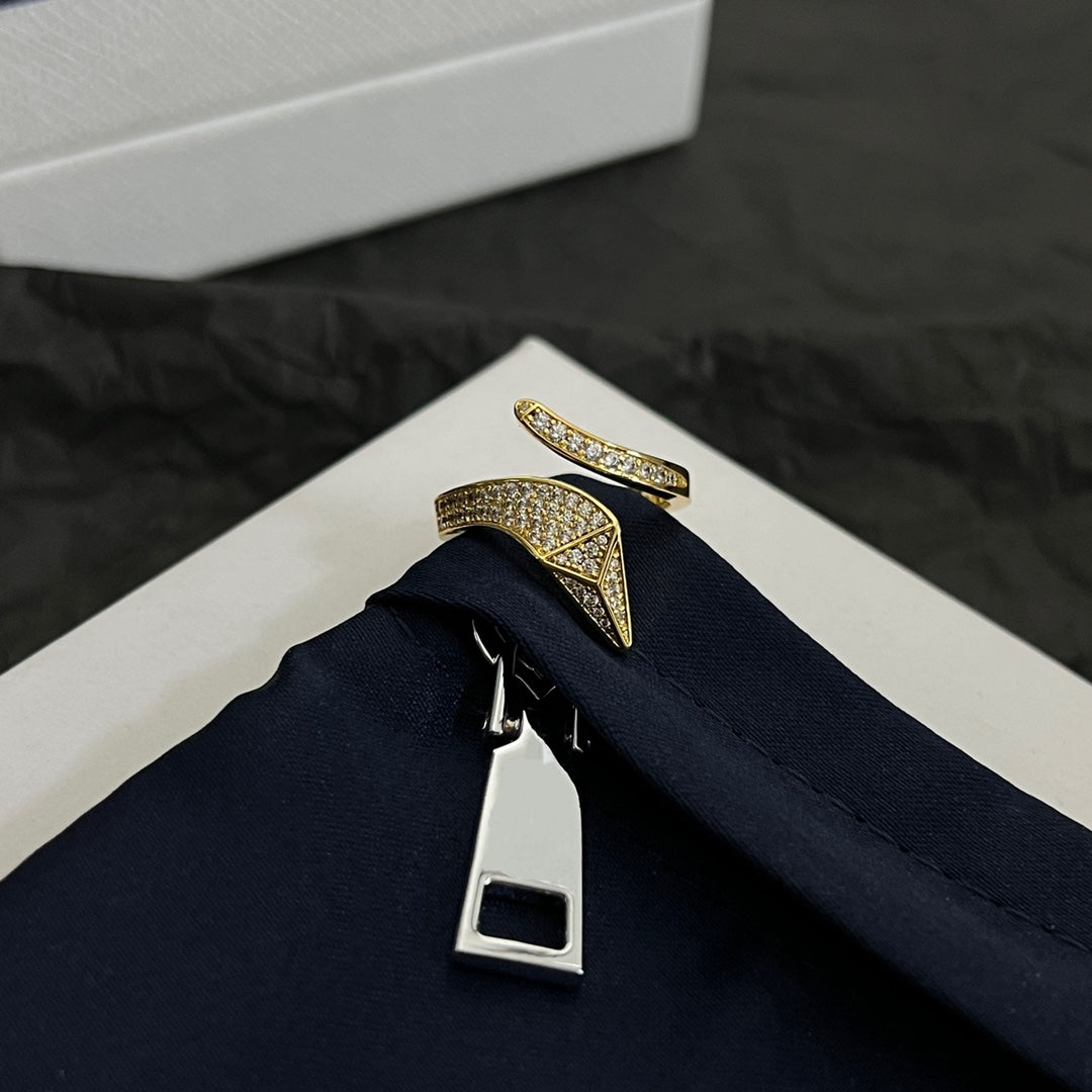 18K Celestial Eternal Snake Ring