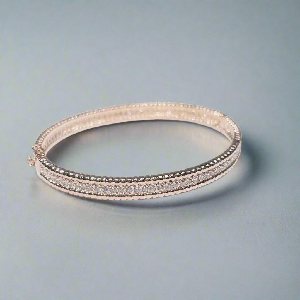 18K Celestial Perl̩e Diamonds One Row Bracelet