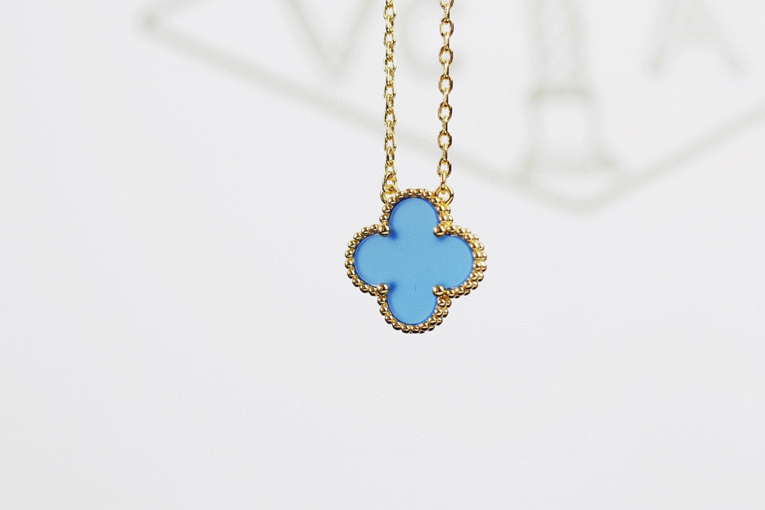 18K Celestial Vintage Alhambra Agent Pendant Necklace