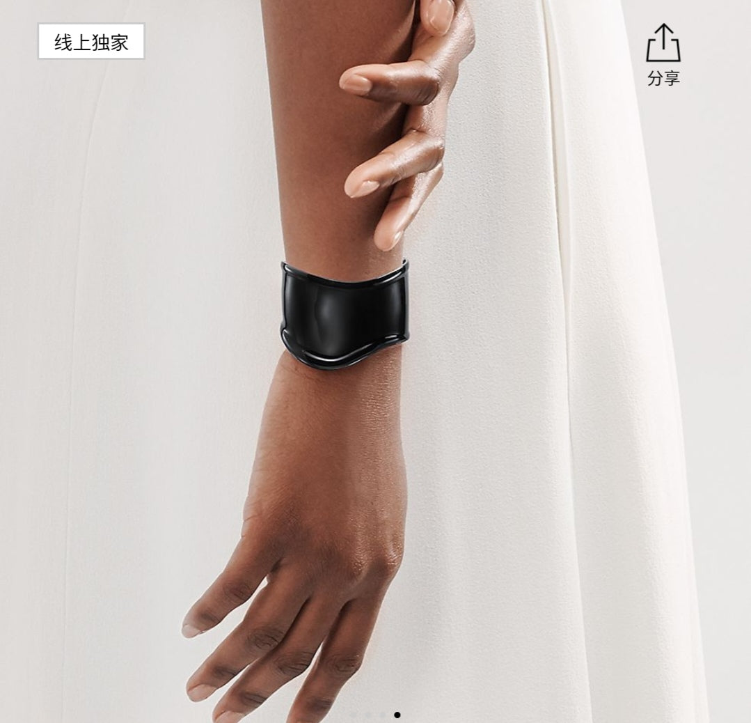 18K Celestial T Elsa Peretti Small Bone Cuff Black Bracelet