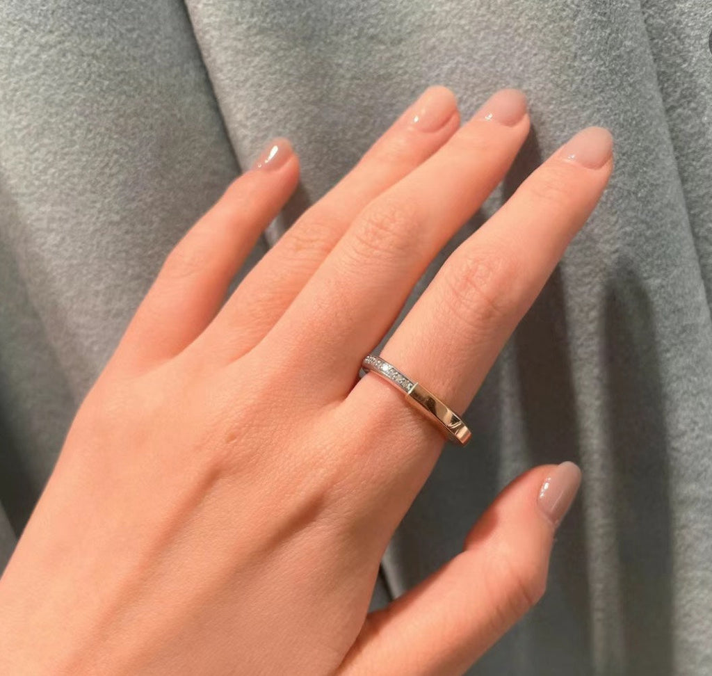 18K Celestial T Lock Diamond Rose Gold Ring