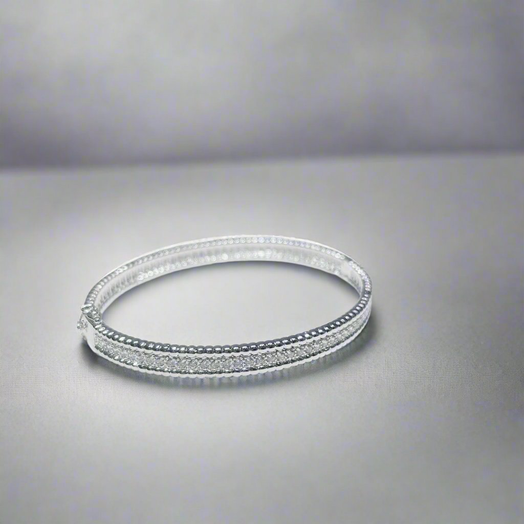 18K Celestial Perl̩e Diamonds One Row Bracelet