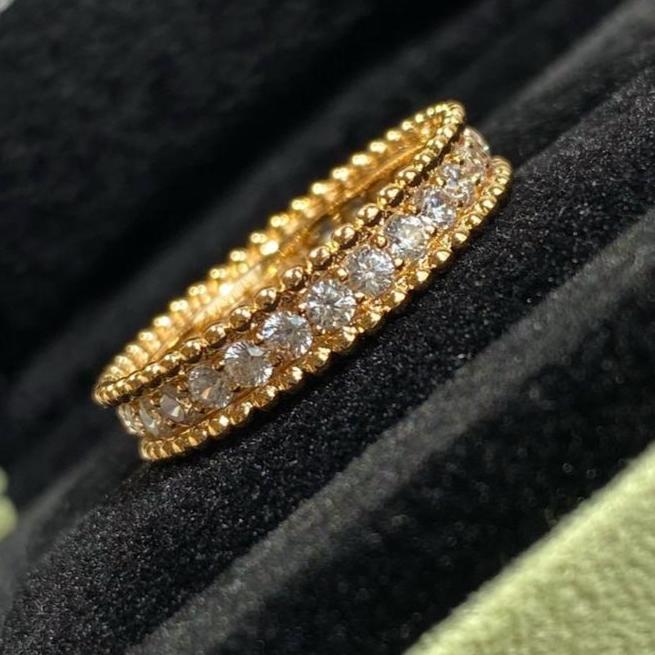 18K Celestial Perl̩e Diamonds Ring