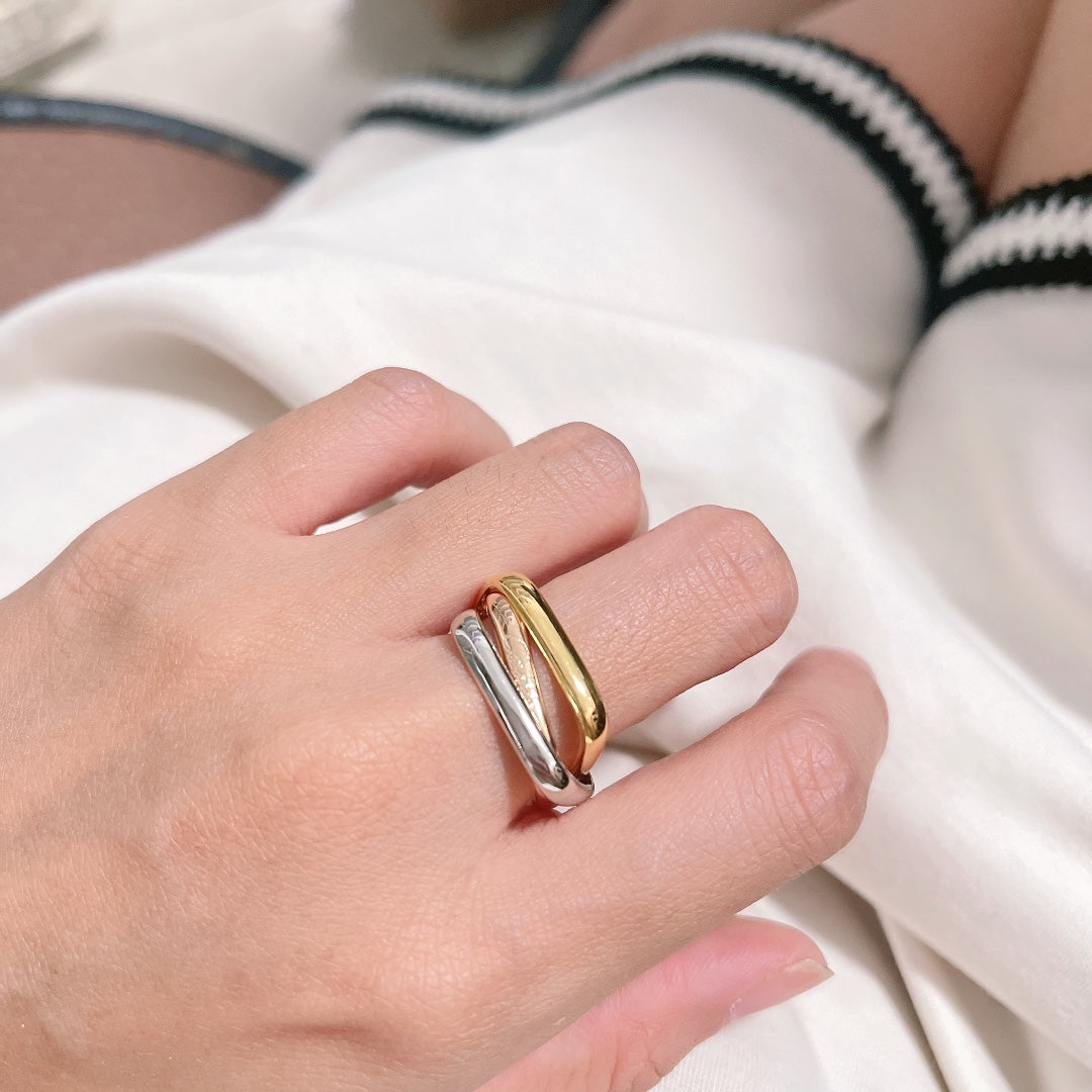 18K Celestial Trinity Cushion Ring