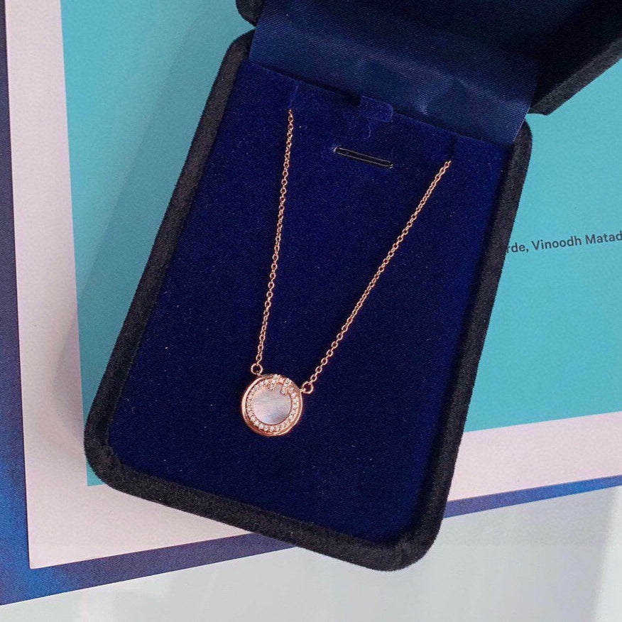18K Celestial T Diamond & Turquoise Circle Pendant Necklace