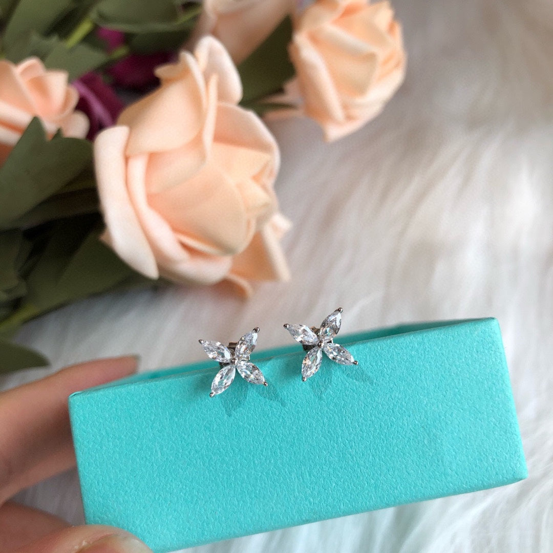 18K Celestial T Victoria Earrings