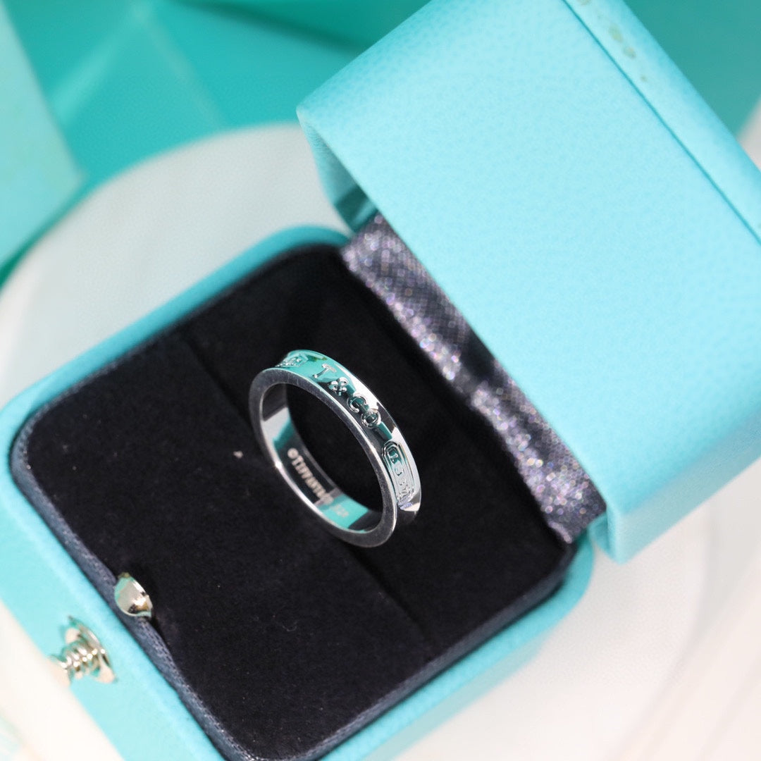 18K Celestial T 1837 Ring