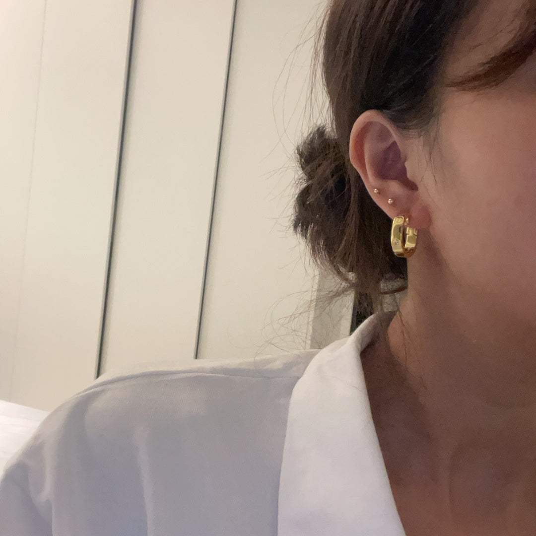 18K Celestial Love 2 Diamonds Earrings