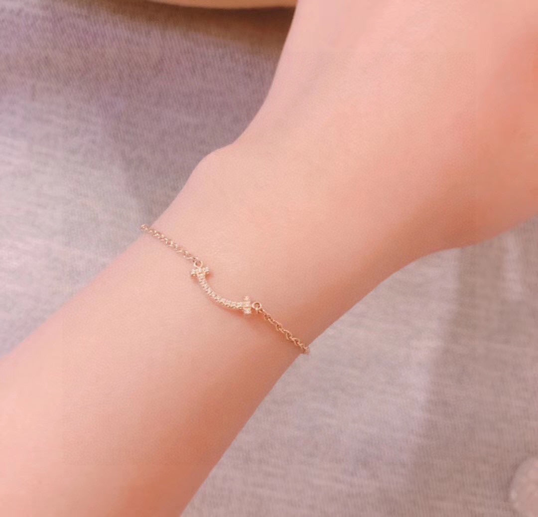 18K Celestial T Smile Diamond Bracelet