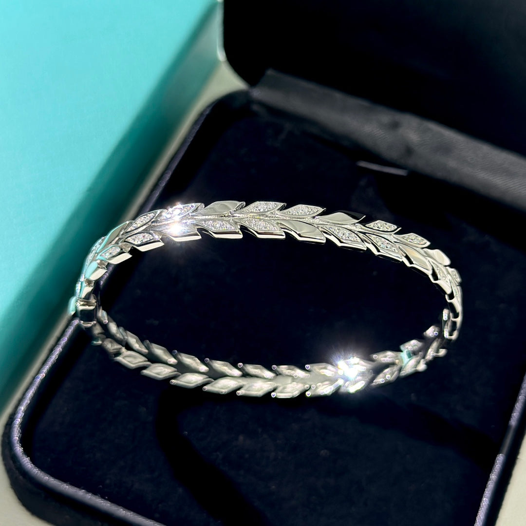18K Celestial T Victoria Vine Diamonds Bracelet