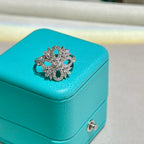 18K Celestial T Vinatge Flower Ring