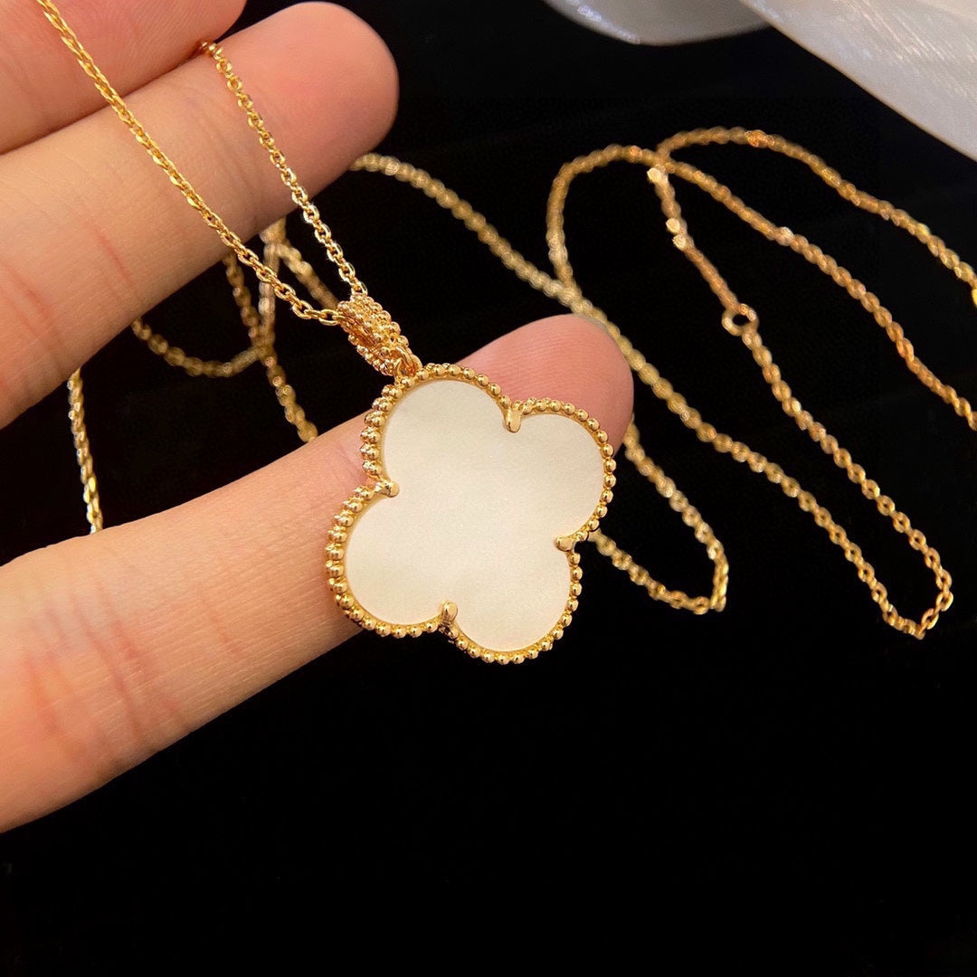 18K Celestial Magic Alhambra One Motif Pearl Necklace