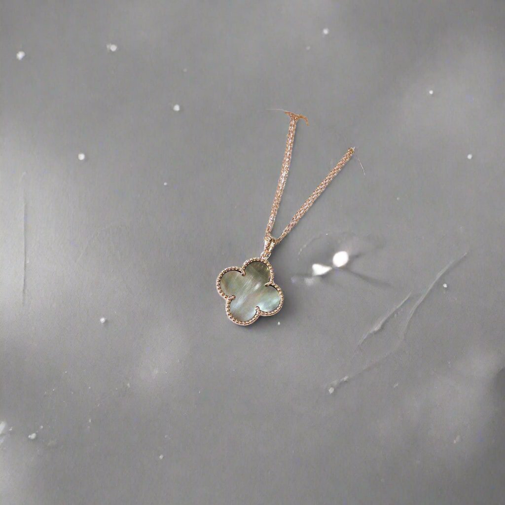 18K Celestial Magic Alhambra One Motif Pearl Necklace