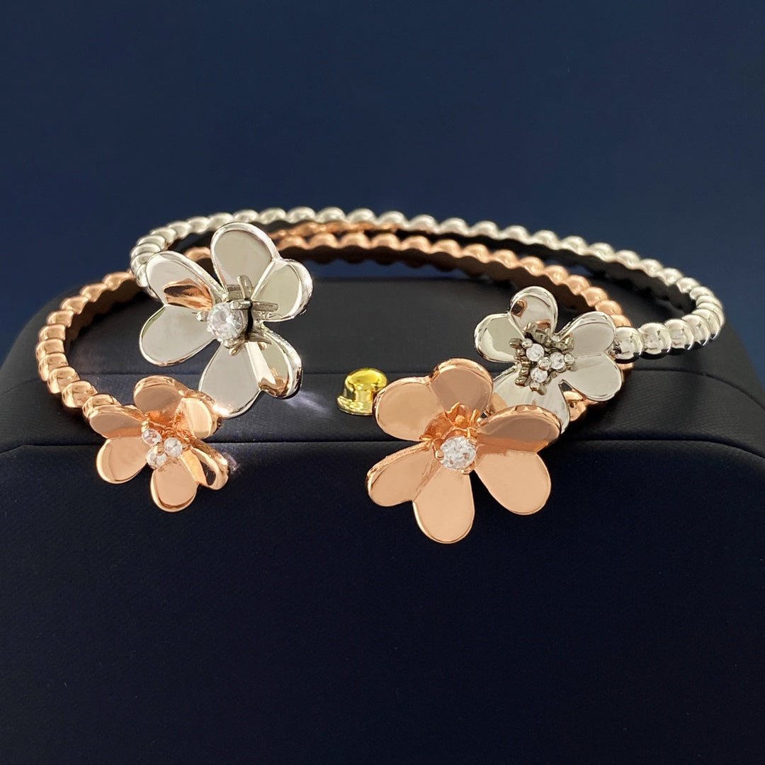 18K Celestial Frivole Open Bracelet