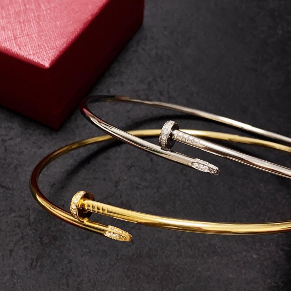 18K Celestial Juste Un Clou Diamond Necklace