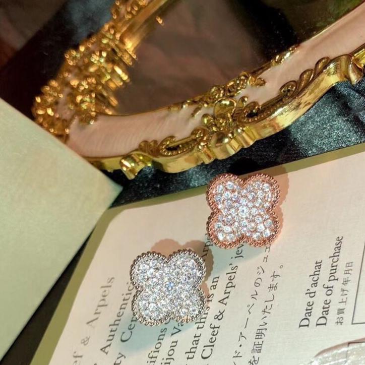 18K Celestial Magic Alhambra Diamond Ring